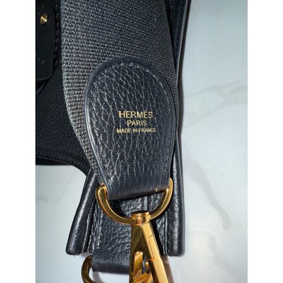 Hermes Evelyne 3PM Clemence Shoulder Bag in Black Leather - Picture 3 of 9